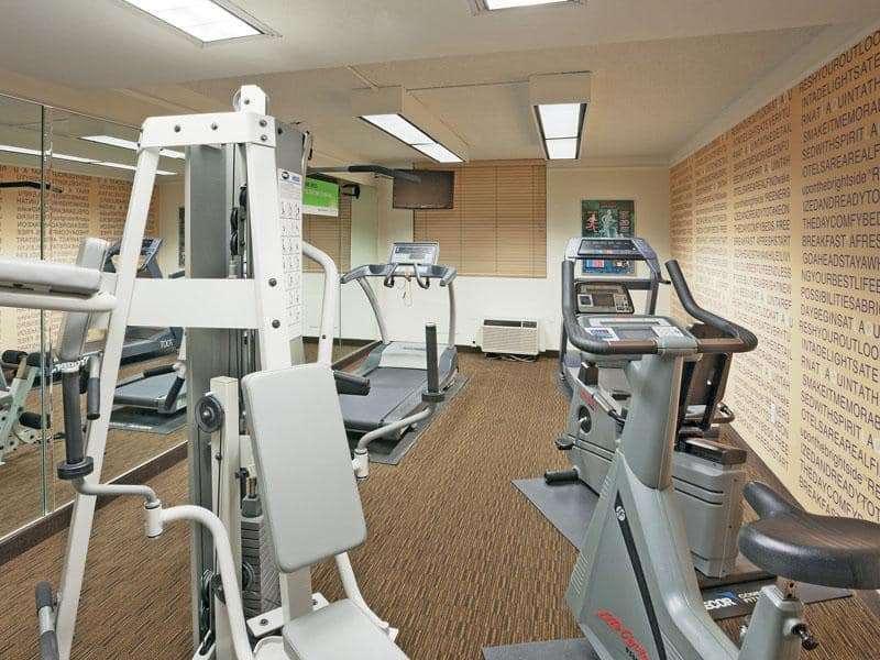 מלון סי טק La Quinta By Wyndham Seattle Sea-Tac Airport מראה חיצוני תמונה