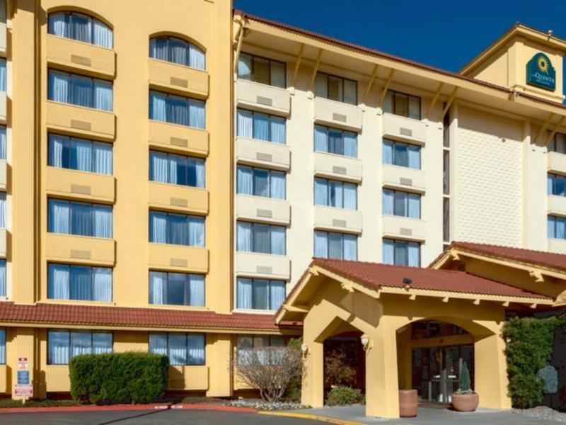 מלון סי טק La Quinta By Wyndham Seattle Sea-Tac Airport מראה חיצוני תמונה